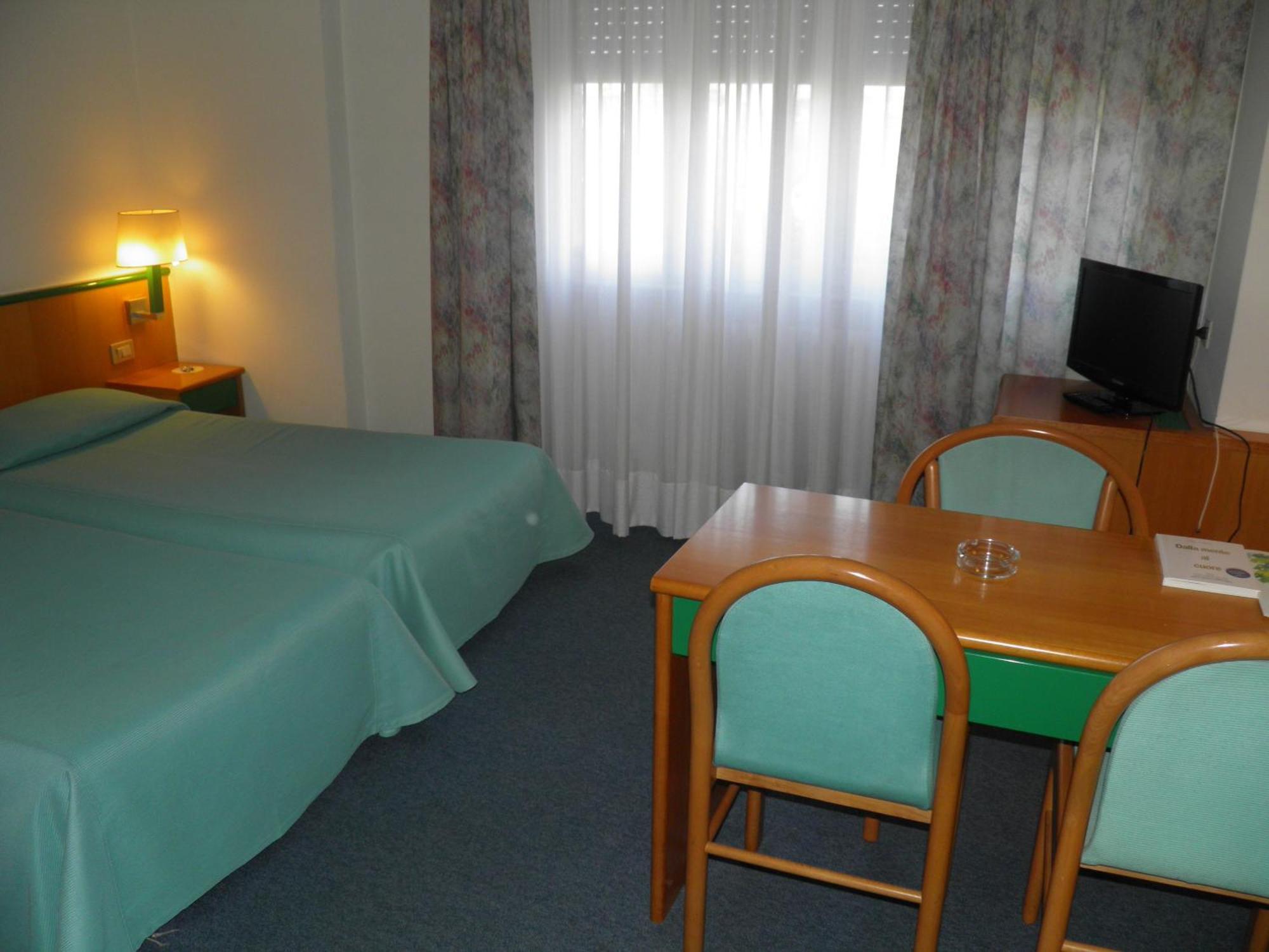 Hotel Ramoverde บอร์โกมาเนโร ภายนอก รูปภาพ