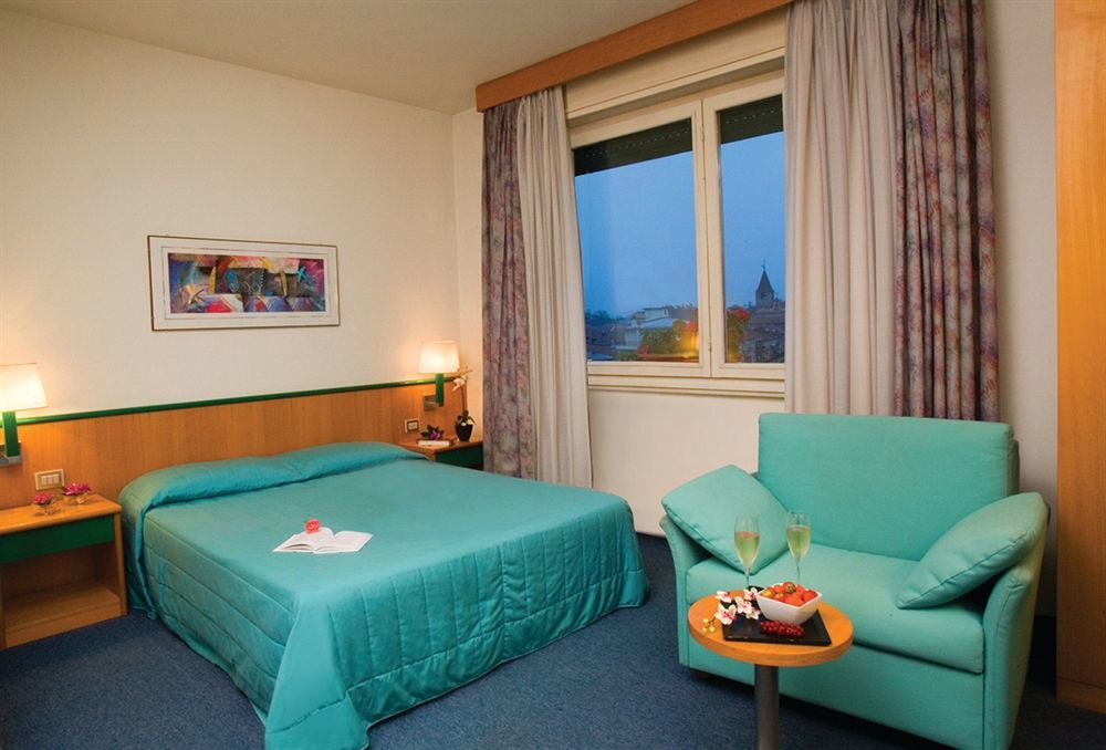 Hotel Ramoverde บอร์โกมาเนโร ภายนอก รูปภาพ